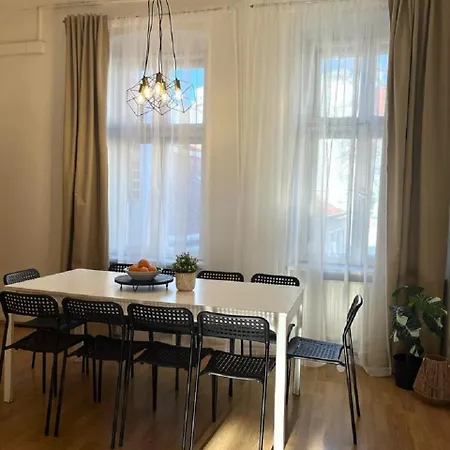 Olivia - Old Town, Ac Apartament Bratysława