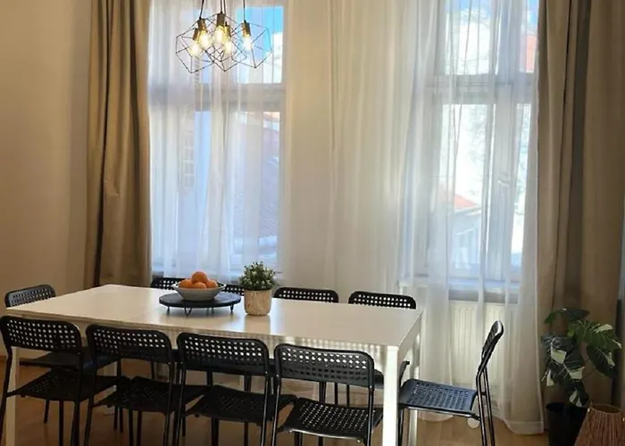 Olivia - Old Town, Ac Апартаменты Братислава