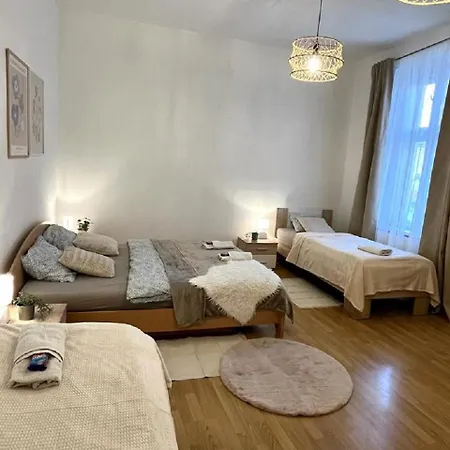 Apartmán Olivia - Old Town, Ac